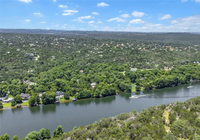 Photo 3 of Single family home for sale at 2316 River Hills Rd, Austin, TX 78733 | MLS# 7012465 | Listing updated on 2026-07-15