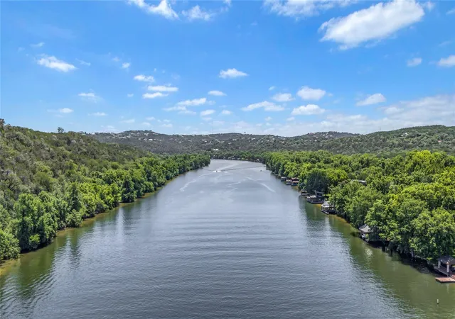 Photo 4 of Single family home for sale at 2316 River Hills Rd, Austin, TX 78733 | MLS# 7012465 | Listing updated on 2026-07-15