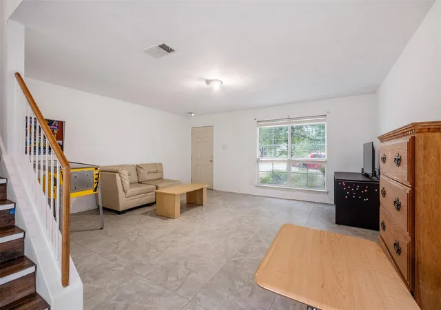 3rd image of 800 Rubles Ct, Leander, TX 78641 | MLS# 1213831