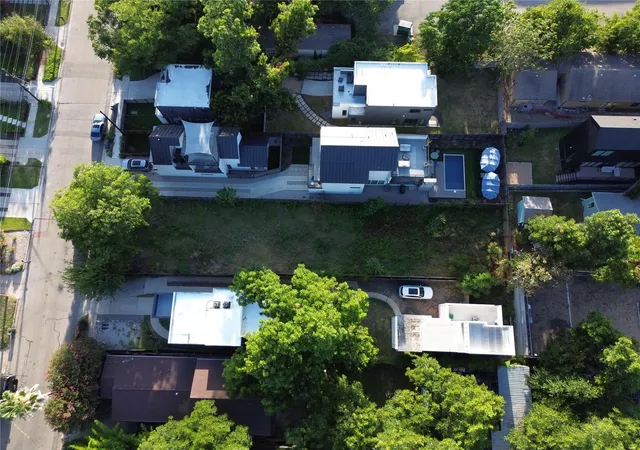 4th image of 2512 E 4Th St, Austin, TX 78702 | MLS# 8083469