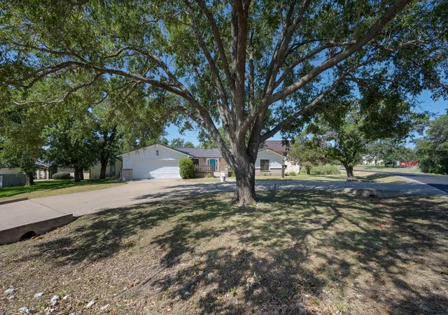 2nd image of 101 Third Sid W, Marble Falls, TX 78657 | MLS# 2379325