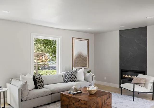 Photo 3 of Single family home for sale at 2101 Stamford Ln, Austin, TX 78703 | MLS# 8441824 | Listing updated on 2026-10-07