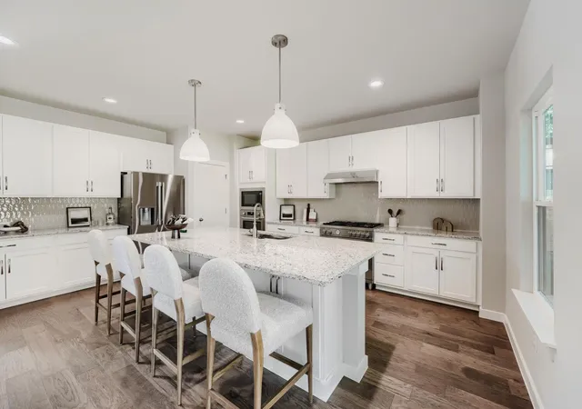 2nd image of 8012 Gault St, Austin, TX 78757 | MLS# 2468206