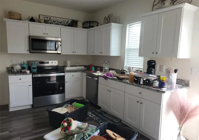 Photo 4 of Single family home for sale at 107 Gemsbok Rd, Hutto, TX 78634 | MLS# 1278762 | Listing updated on 2026-07-10