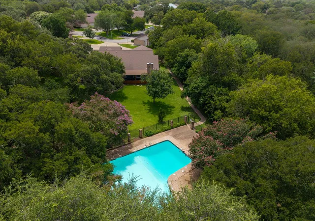 40th image of 2532 Stoutwood Cir, Austin, TX 78745 | MLS# 1317346