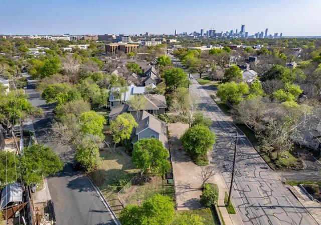 Photo 2 of Single family home for sale at 1811 W 39th Street #A/B, Austin, TX 78731 | MLS# 4861002 | Listing updated on 2026-07-16
