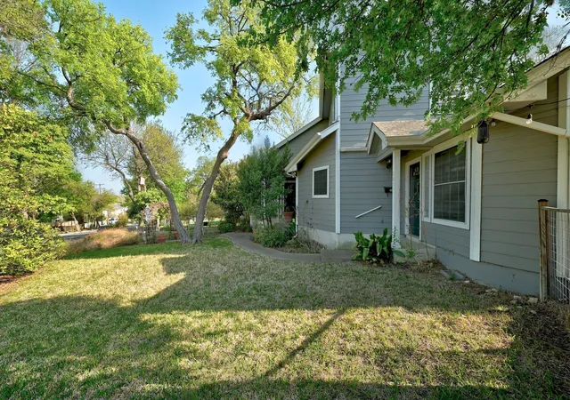 Photo 4 of Single family home for sale at 1811 W 39th Street #A/B, Austin, TX 78731 | MLS# 4861002 | Listing updated on 2026-07-16