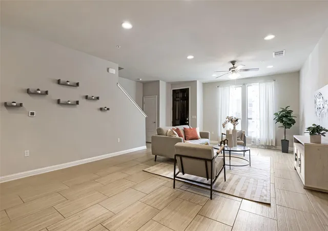 5th image of 13800 Lyndhurst St #203, Austin, TX 78717 | MLS# 8995743