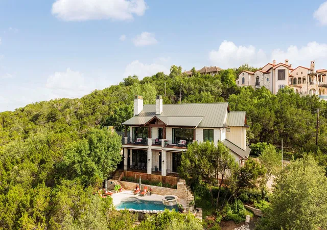 Photo 4 of Single family home for sale at 9200 Stallion Dr, Austin, TX 78733 | MLS# 4642830 | Listing updated on 2026-08-28