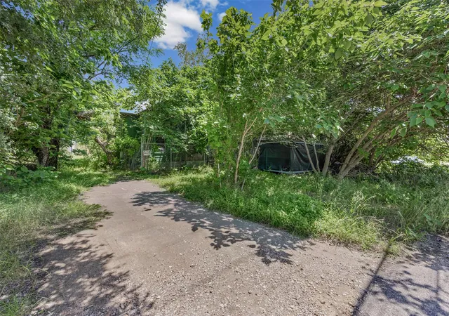 Photo 4 of Land for sale at 11002 Hwy Fm 969 Rd, Austin, TX 78724 | MLS# 8876528 | Listing updated on 2026-08-29