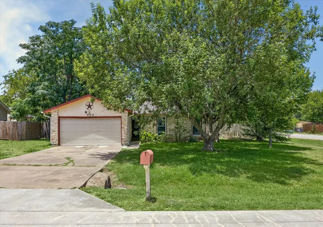 Homes for sale in Buda, TX | 400 Bonita Vista Dr, Buda, TX 78610 | MLS# 4182395