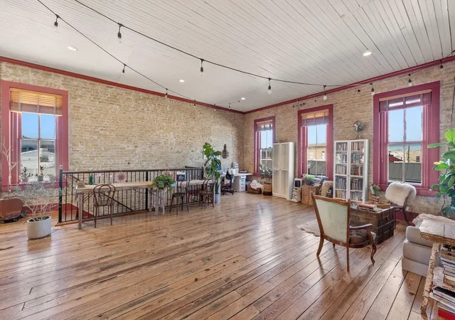 4th image of 707 Chestnut St, Bastrop, TX 78602 | MLS# 5084577