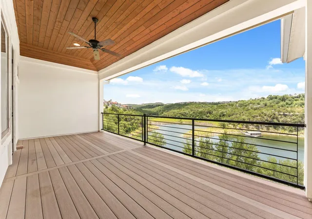 5th image of 300 Marina View Ct, Lakeway, TX 78734 | MLS# 2262078
