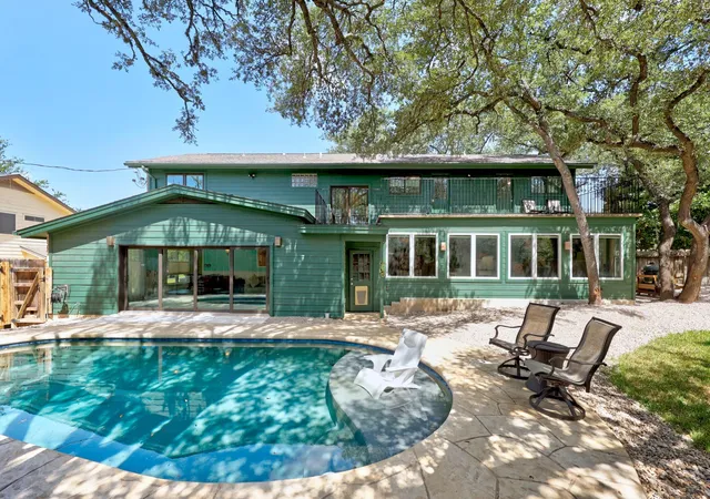 Photo 2 of Single family home for sale at 10805 Spicewood Pkwy, Austin, TX 78750 | MLS# 3885233 | Listing updated on 2026-07-19
