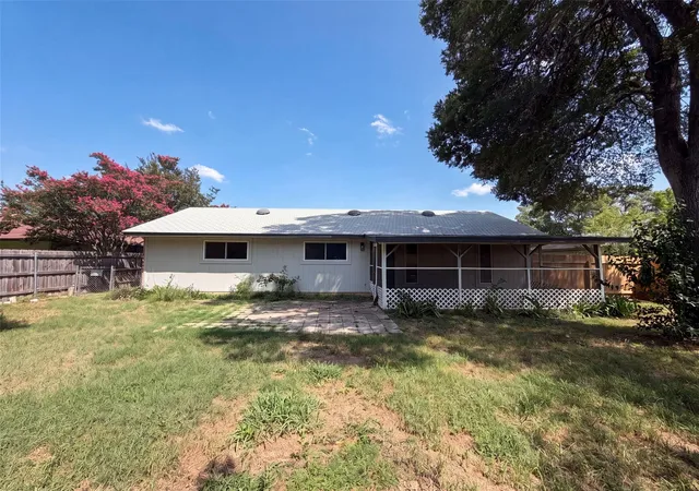 Homes for sale in Georgetown, TX | 501 E Central Dr, Georgetown, TX 78628 | MLS# 2327570