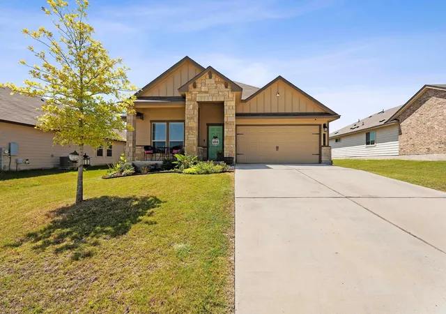 1st image of 112 Pivot Dr, Taylor, TX 76574 | MLS# 4926688