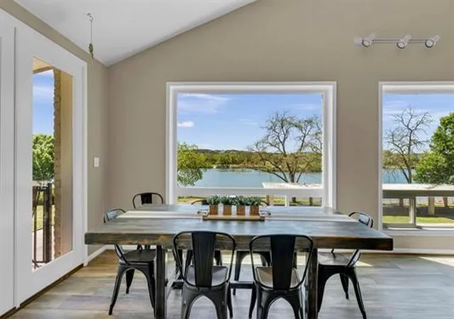 3rd image of 319 Meadowlakes Dr, Marble Falls, TX 78654 | MLS# 2893734