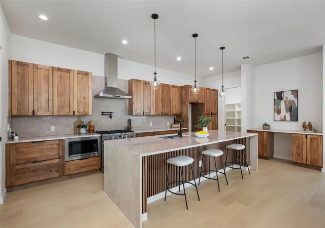 Photo 3 of Condo for sale at 4324 Airport Blvd #B, Austin, TX 78722 | MLS# 2619777 | Listing updated on 2026-08-08