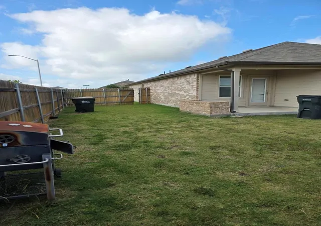 3rd image of 104 Pronghorn Cir, San Marcos, TX 78666 | MLS# 1969294