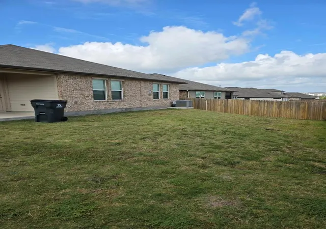4th image of 104 Pronghorn Cir, San Marcos, TX 78666 | MLS# 1969294
