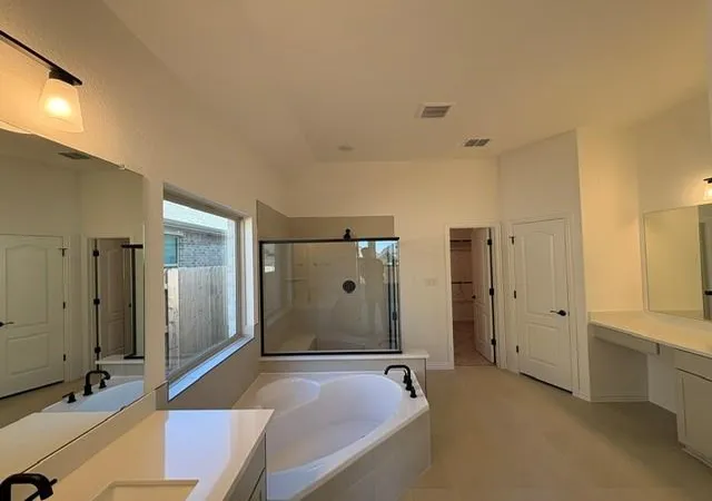 Photo 4 of Single family home for sale at 13504 Endless Narrow Ln, Elgin, TX 78621 | MLS# 3335409 | Listing updated on 2026-10-08