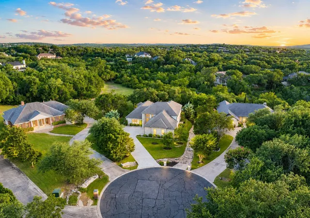 Photo 2 of Single family home for sale at 3210 Lacevine Ln, Austin, TX 78735 | MLS# 8633073 | Listing updated on 2026-09-23