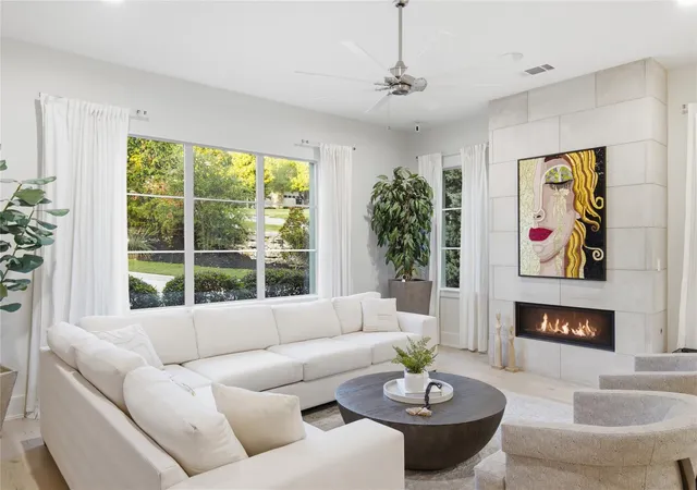 Photo 4 of Single family home for sale at 3210 Lacevine Ln, Austin, TX 78735 | MLS# 8633073 | Listing updated on 2026-09-23