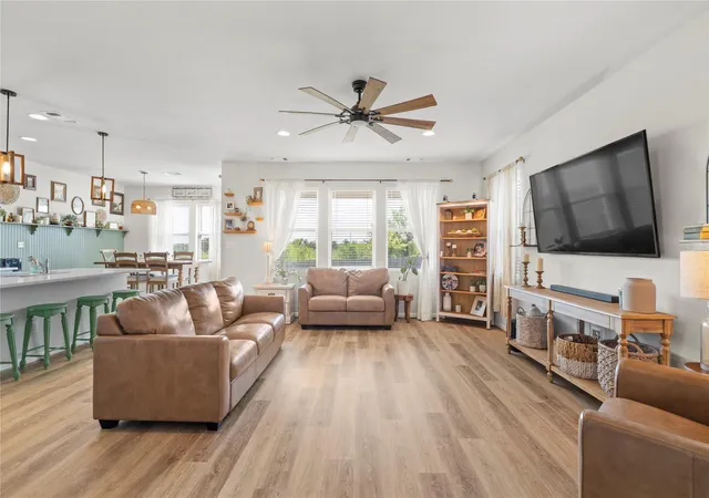 Photo 4 of Single family home for sale at 300 Fluttermill Loop, Liberty Hill, TX 78642 | MLS# 4983766 | Listing updated on 2026-08-15
