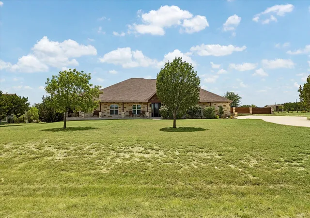 Photo 2 of Single family home for sale at 466 Chama Trce, Dripping Springs, TX 78620 | MLS# 7341772 | Listing updated on 2026-08-07