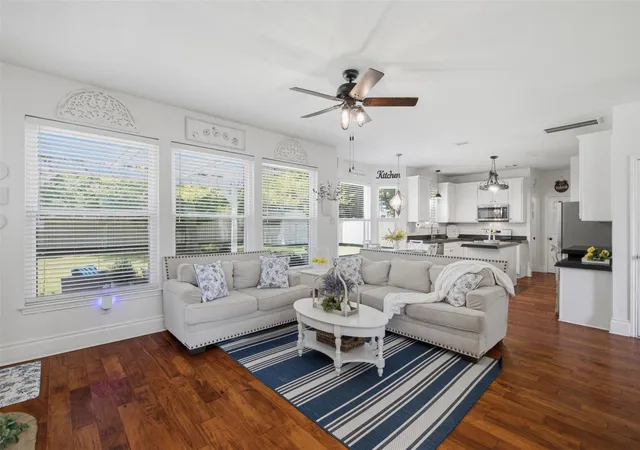 Photo 4 of Single family home for sale at 306 Thunderbay Dr, Georgetown, TX 78626 | MLS# 3355986 | Listing updated on 2026-09-19