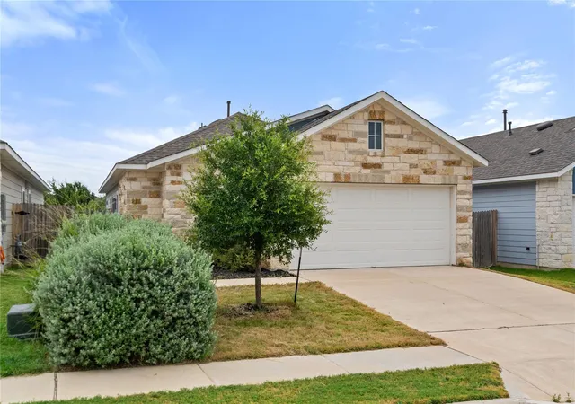 Photo 3 of Single family home for sale at 129 Tall Grass Dr, Georgetown, TX 78628 | MLS# 2334169 | Listing updated on 2026-10-08