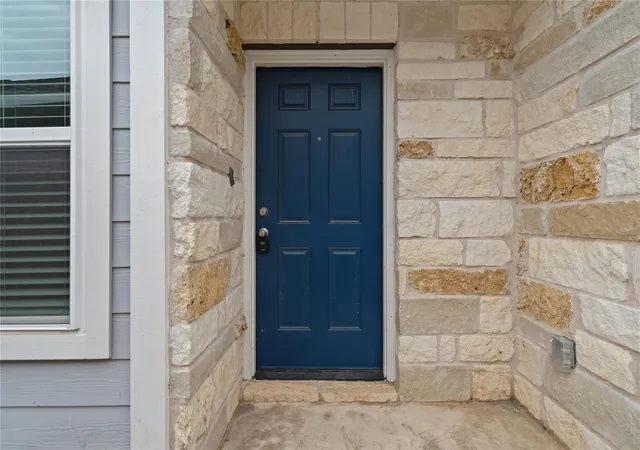 Photo 4 of Single family home for sale at 129 Tall Grass Dr, Georgetown, TX 78628 | MLS# 2334169 | Listing updated on 2026-10-08