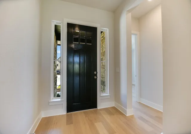 Photo 3 of Single family home for sale at 315 Fountain Grass Dr, San Marcos, TX 78666 | MLS# 6403143 | Listing updated on 2026-10-09