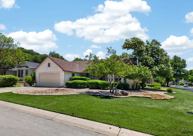 Photo 2 of Single family home for sale at 201 Whispering Wind Dr, Georgetown, TX 78633 | MLS# 9827768 | Listing updated on 2026-08-14