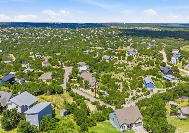16th image of 10704 Lake Park Dr, Dripping Springs, TX 78620 | MLS# 9789192