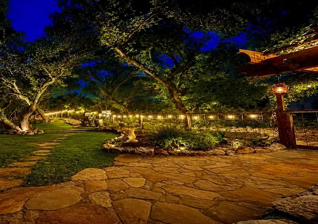 Photo 4 of Single family home for sale at 2905 Newton Dr, Lago Vista, TX 78645 | MLS# 8385647 | Listing updated on 2026-10-06