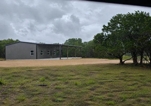 2nd image of 735 Cr 206, Lampasas, TX 76550 | MLS# 1777362