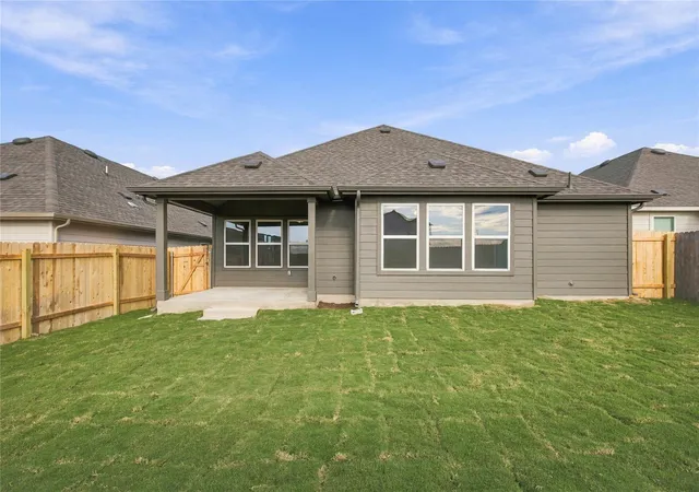 Photo 24 of Single family home for sale at 204 Seattle Slew Dr, Jarrell, TX 76537 | MLS# 5550937 | Listing updated on 2026-10-28