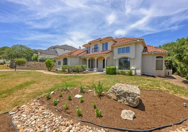 2nd image of 126 Vailco Ln, Austin, TX 78738 | MLS# 6632283