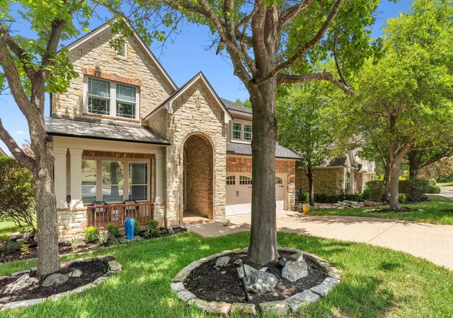 Photo 3 of Single family home for sale at 6310 River Pl Blvd, Austin, TX 78730 | MLS# 8980319 | Listing updated on 2026-10-03