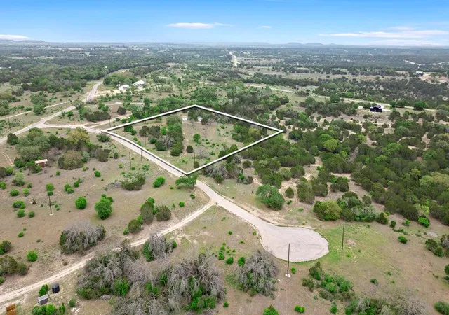 2nd image of 107 Estates Dr, Kempner, TX 76539 | MLS# 8057067