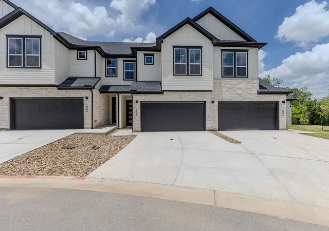 2nd image of 2600 Gattis School Rd #501-504, Round Rock, TX 78664 | MLS# 7627416