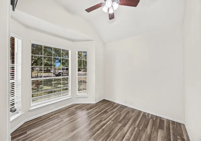 4th image of 437 Hometown Pkwy, Kyle, TX 78640 | MLS# 8298554