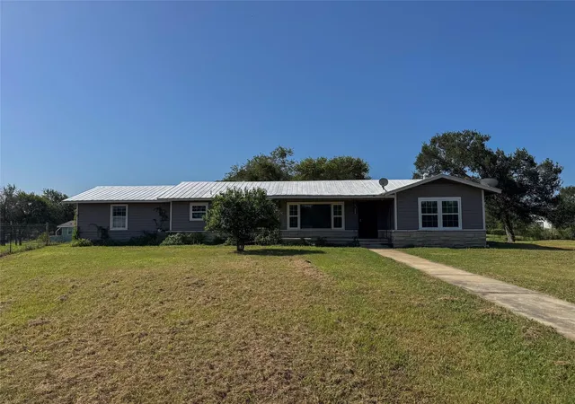 3rd image of 2813 Hwy 21 W, Dale, TX 78616 | MLS# 5980202