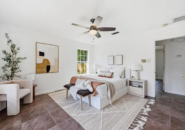 Photo 3 of Single family home for sale at 600 Meadow Oaks Dr, Dripping Springs, TX 78620 | MLS# 7041949 | Listing updated on 2026-10-28