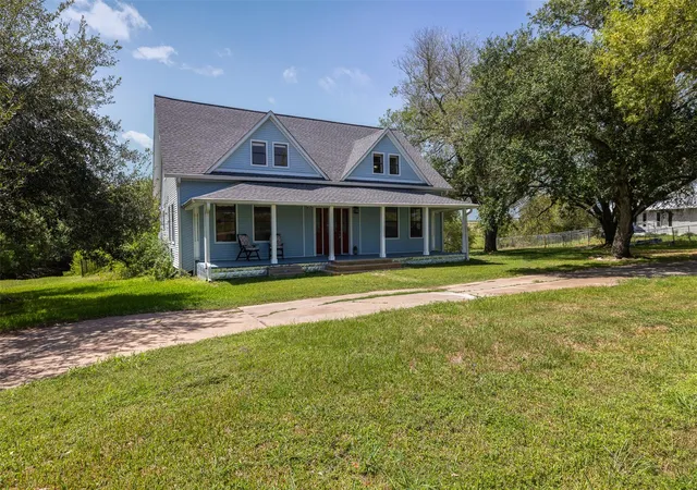 Photo 2 of Single family home for sale at 537 Fm 2436, La Grange, TX 78945 | MLS# 6533222 | Listing updated on 2026-09-25