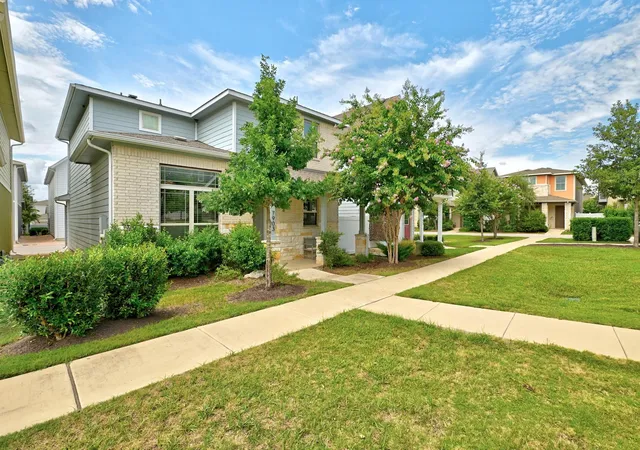Photo 3 of Condo for sale at 7903 Sutcliffe Dr, Austin, TX 78744 | MLS# 4287298 | Listing updated on 2026-10-25