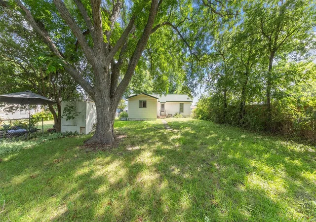 17th image of 803 E Avenue G Ave, Killeen, TX 76541 | MLS# 9856106