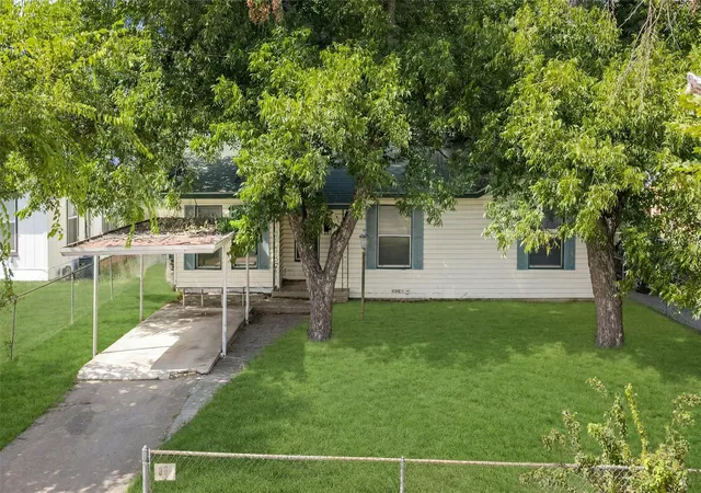 3rd image of 803 E Avenue G Ave, Killeen, TX 76541 | MLS# 9856106