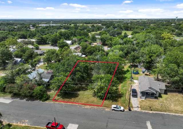 1st image of 1015 Anderson St, Schulenburg, TX 78956 | MLS# 7376470